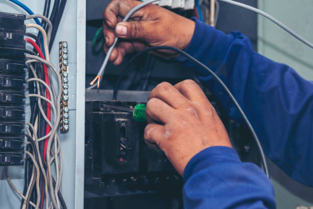 Best Circuit Breaker Repair  in Lewisburg, WV